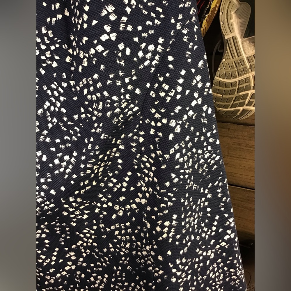 Beautiful PESERICO DRESSES - Picture 3 of 16